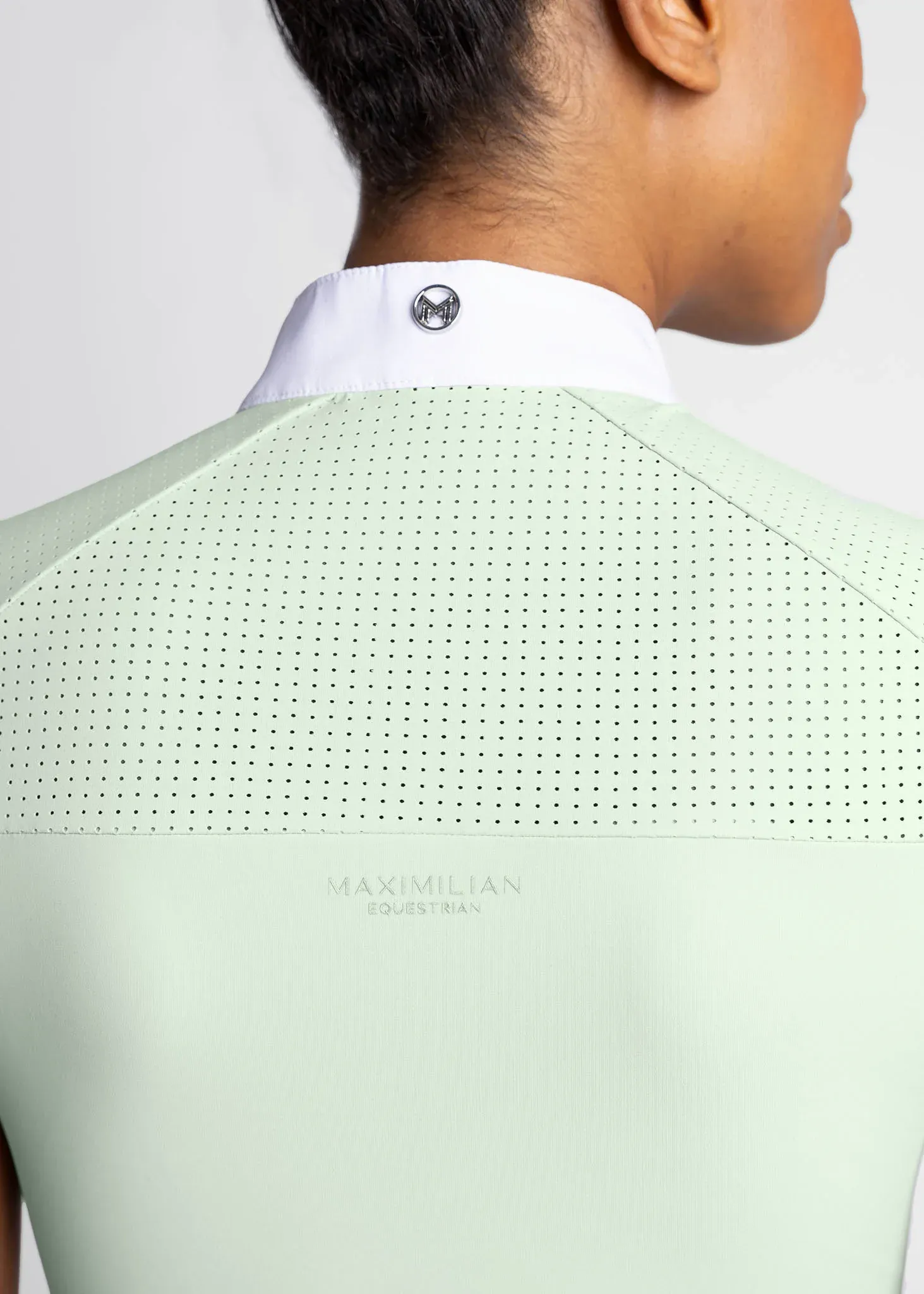 Maximilian Air Short Sleeve Show Shirt Women