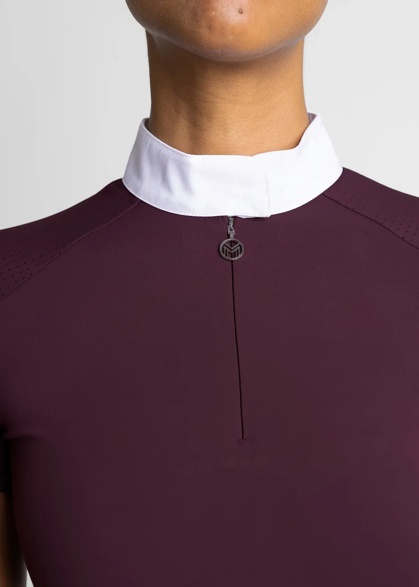 Maximilian Air Short Sleeve Show Shirt Women