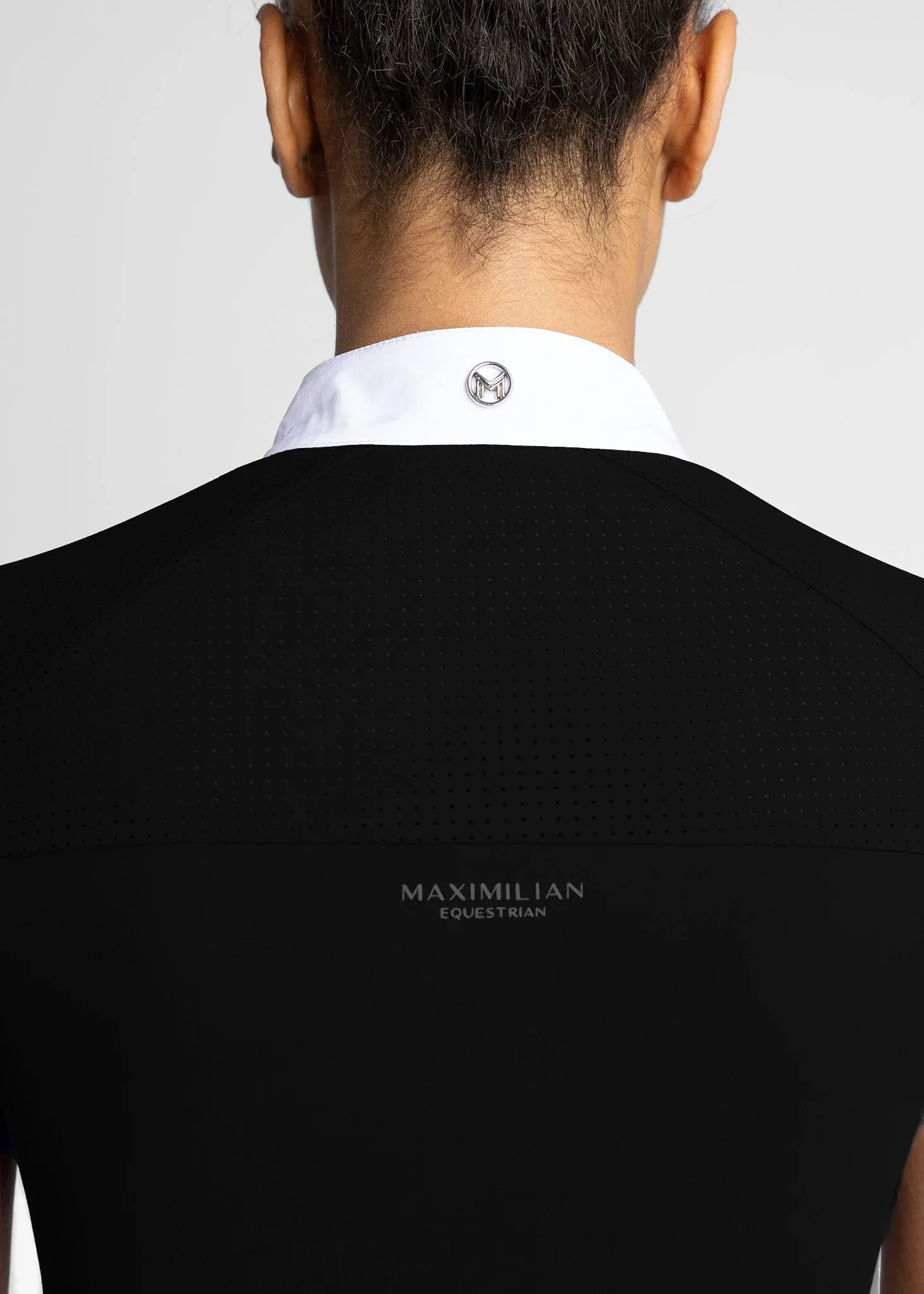Maximilian Air Short Sleeve Show Shirt Women