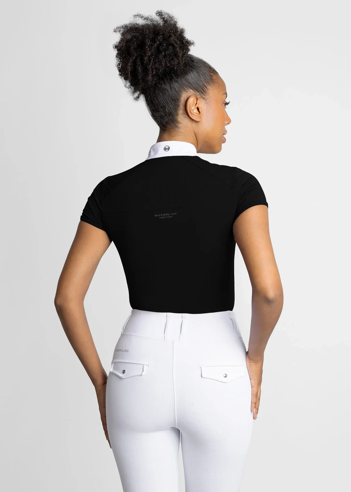 Maximilian Air Short Sleeve Show Shirt Women