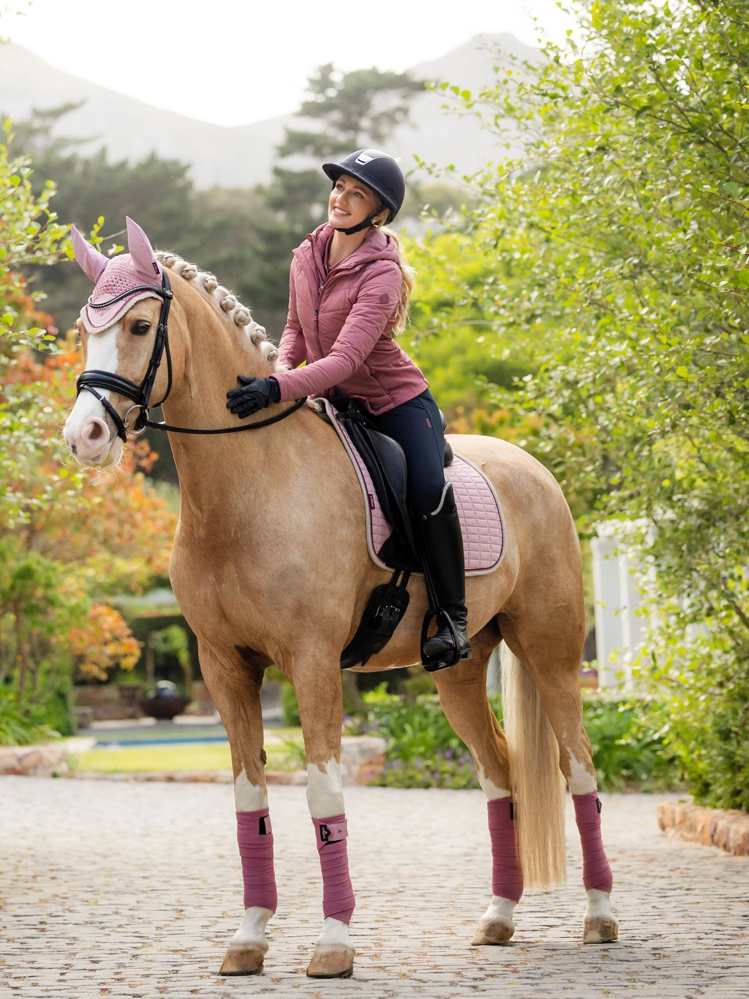 LeMieux Suede Dressage Square Blossom Large
